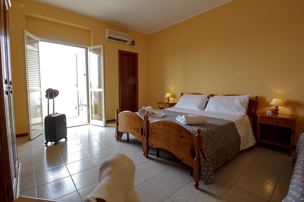 Hotel La Perla Tropea Exterior foto